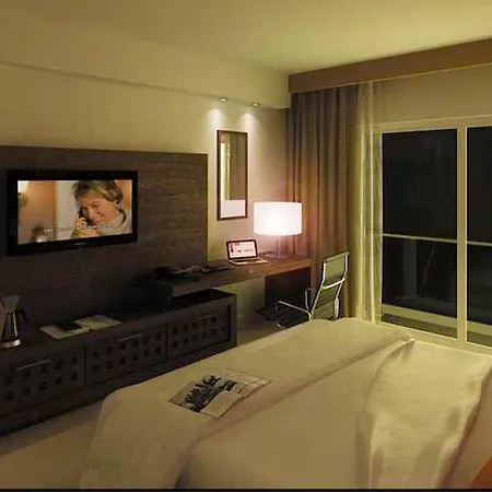 Doubletree By Hilton Merida Yucatan Hotel